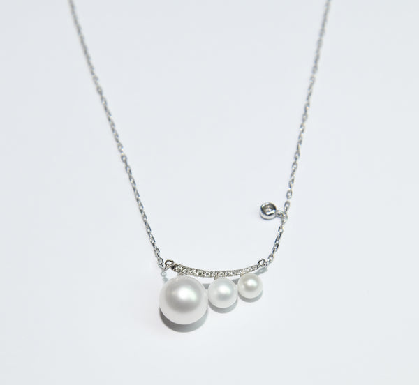 Pearl Drops Necklace